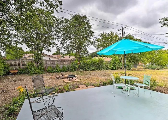 5 Mi To Hood! 'brooklyn House' W/ Fenced Yard *