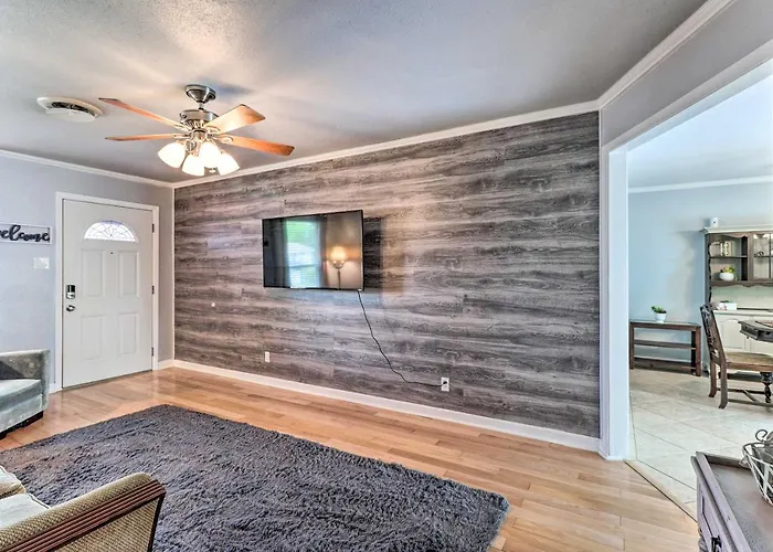 5 Mi To Hood! 'brooklyn House' W/ Fenced Yard Holiday home Killeen